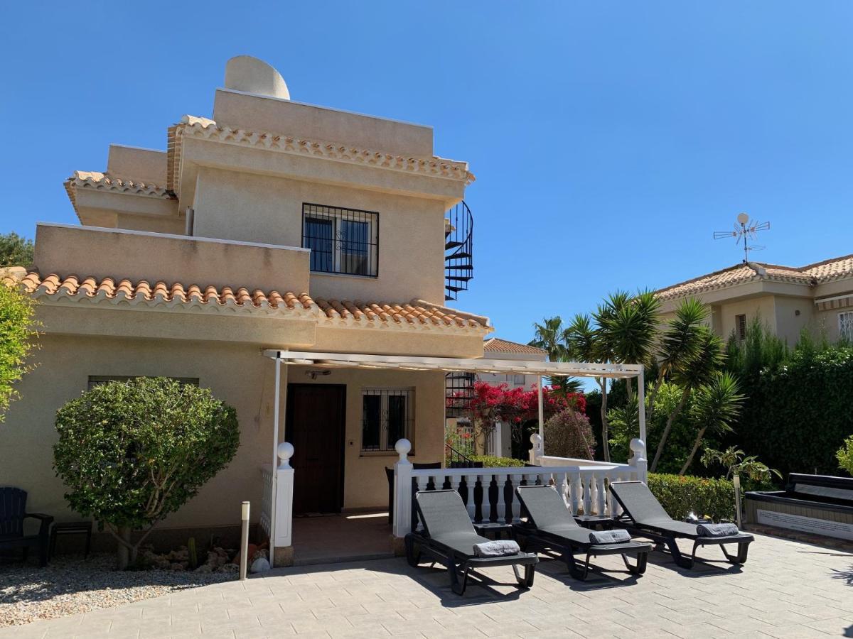 17 Vistamar Playa Flamenca Villa Exterior photo